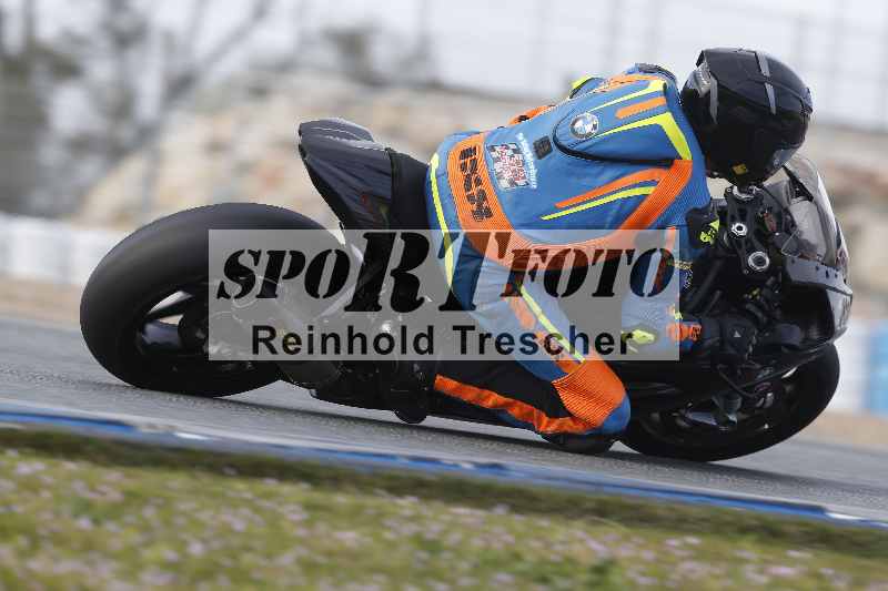 /Archiv-2024/02 29.01.-02.02.2024 Moto Center Thun Jerez/Gruppe gelb-yellow/backside